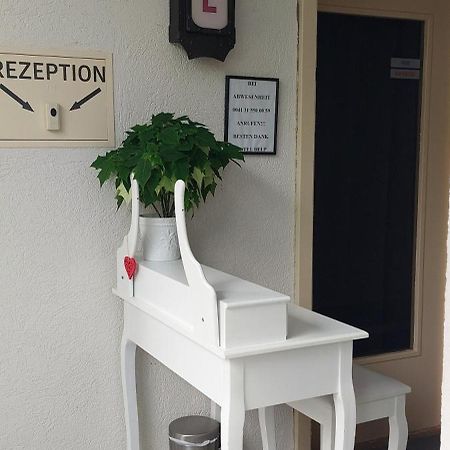 Hotel Belp Bern Airport Free Parking Esterno foto